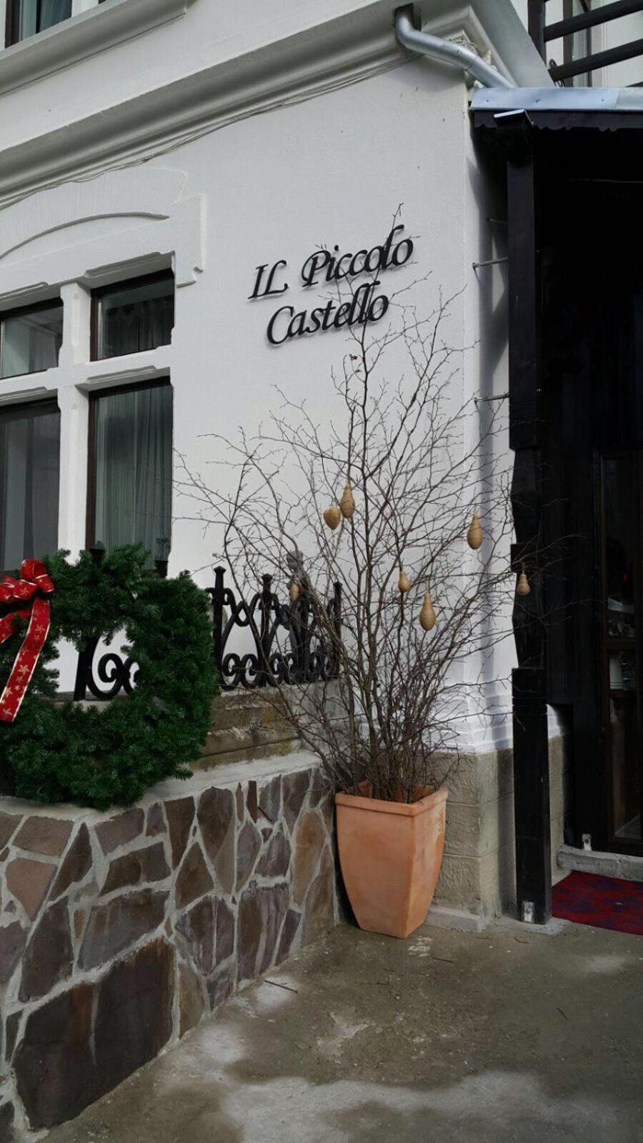 Il Piccolo Castello Buşteni Buitenkant foto