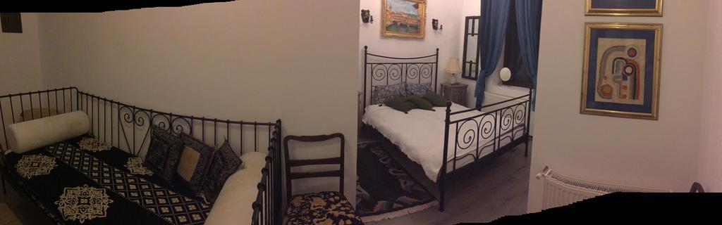 Il Piccolo Castello Buşteni Kamer foto